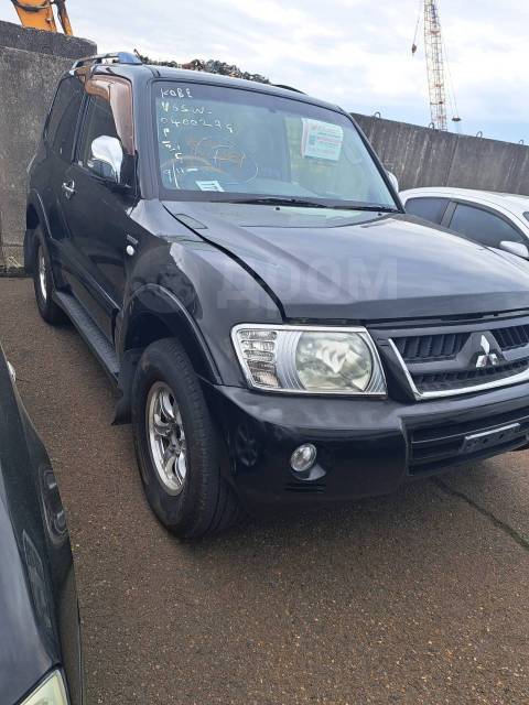 Mitsubishi Pajero V W G