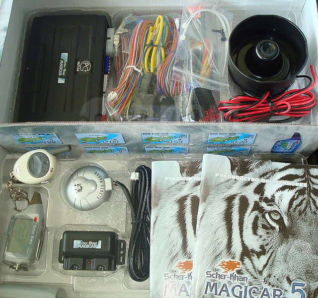 Автосигнализация "Scher Khan Magicar 5" + сирена новые. Гарантия во ...