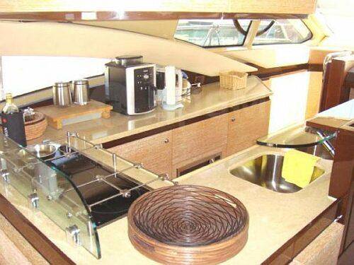  Azimut 58 ( )   - . 2009 ,  ,  