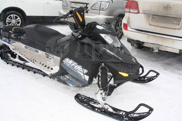 BRP Ski-Doo Summit Everest. ,  ,   