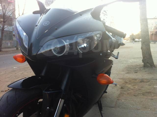 Yamaha R1. 1 000. ., , ,   