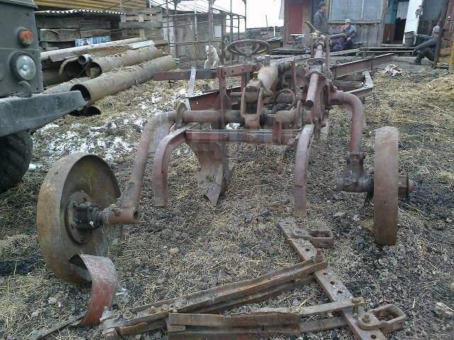 рычаг 40-4605019 поворотный юмз. навеска на мтз stoll. трактор дт-75 с прицепным плугом. юмз навесное оборудование. т-16 пг 0.