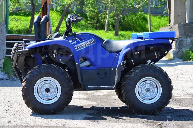 Yamaha Grizzly 700. ,  \,   