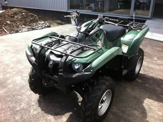 Yamaha Grizzly 700. ,  \,   