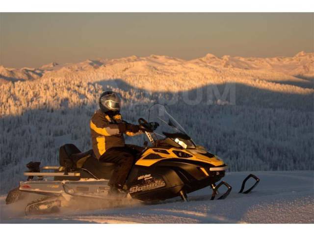 BRP Ski-Doo Skandic WT 550. ,  ,   