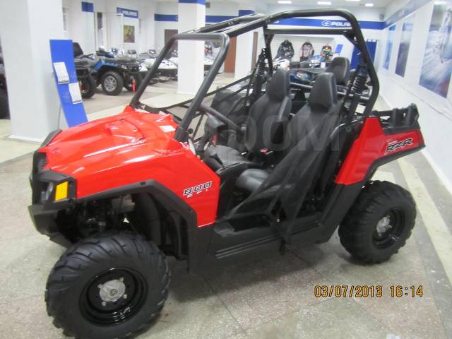 Polaris Ranger RZR 800. ,  \,   