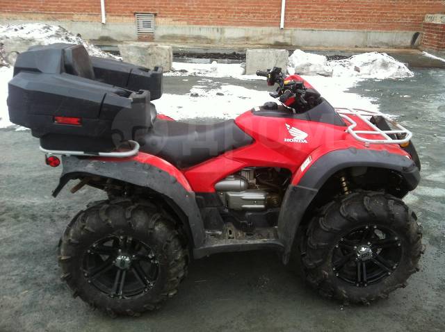 Honda TRX 680. ,  \,   