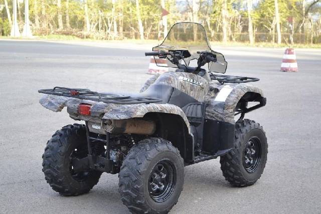 Yamaha Grizzly. ,  \,   