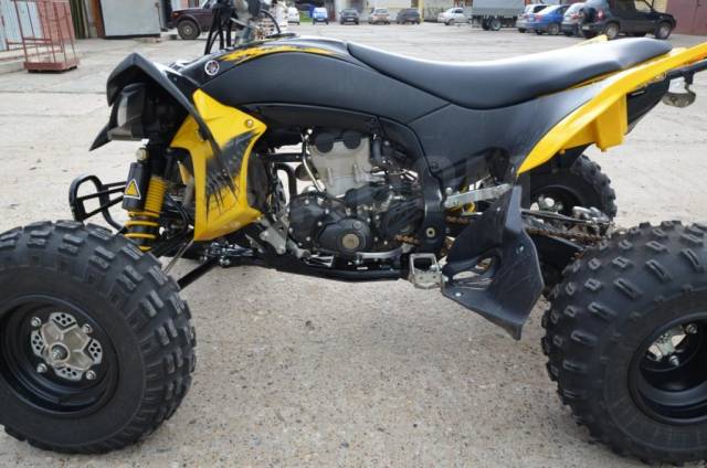 Спортивный квадроцикл Yamaha yfz450r
