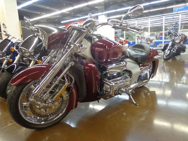 Honda Valkyrie Rune 2005 1 832 . . 4