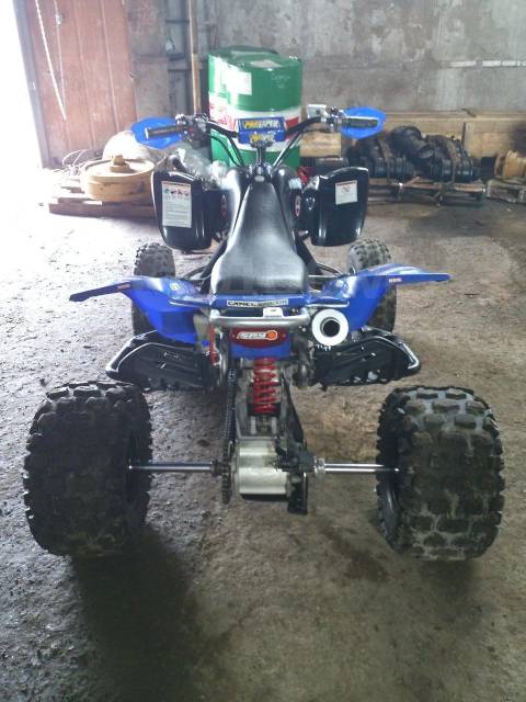 Yamaha Raptor 660. ,  \,   