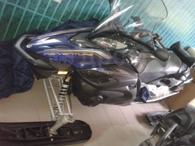 Yamaha Venture. ,  ,   