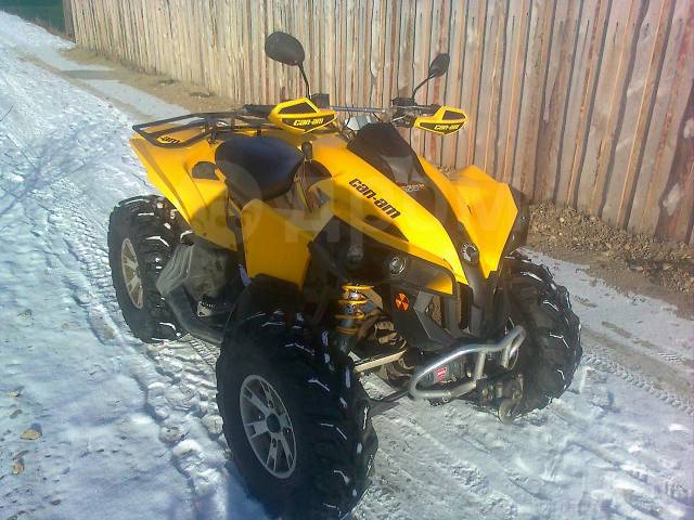 BRP Can-Am Renegade 800. ,  \,   