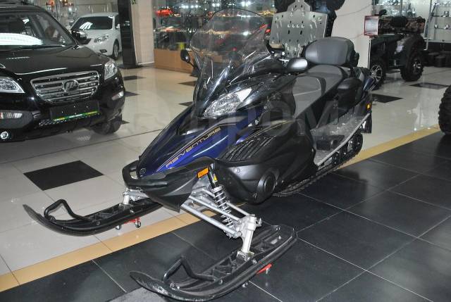 Yamaha Venture. ,  ,   