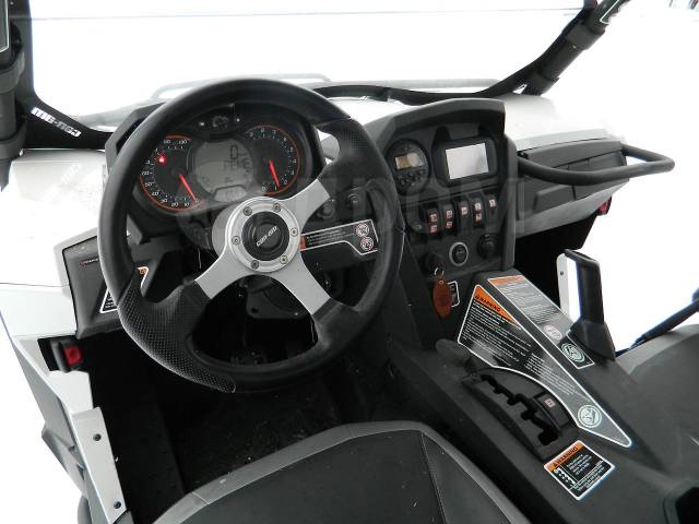 BRP Can-Am Commander 1000. ,  \,   