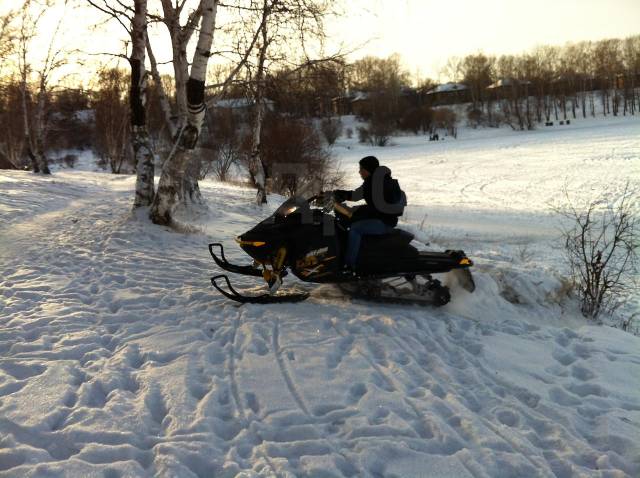 BRP Ski-Doo Renegade Backcountry X 800 E-TEC.  ,   