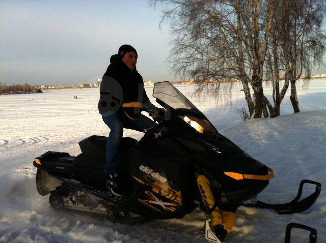 BRP Ski-Doo Renegade Backcountry X 800 E-TEC.  ,   