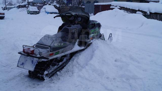 Arctic Cat M. ,  ,   