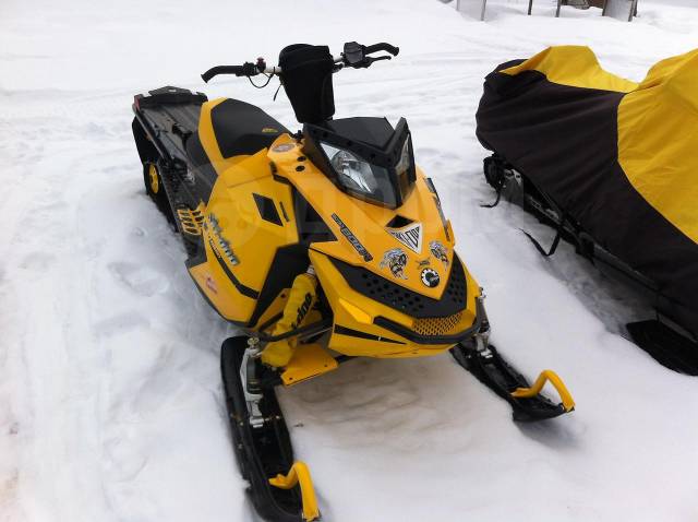 BRP Ski-Doo Summit X154. ,  ,   