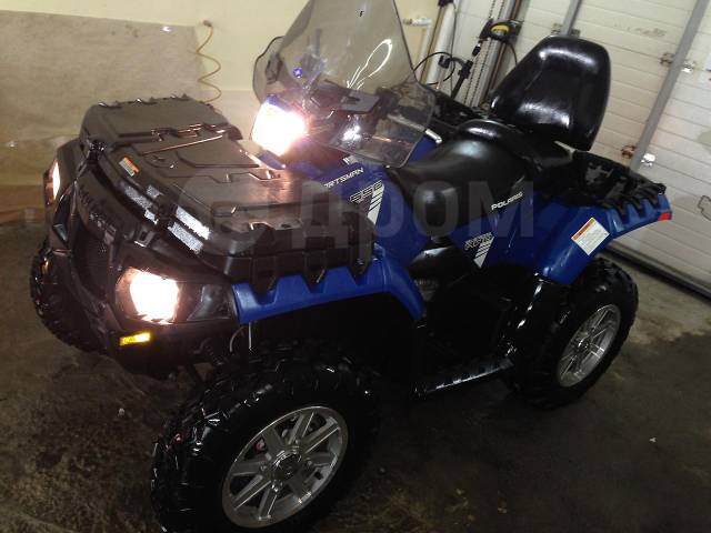 Polaris Sportsman Touring 550. ,  \,   