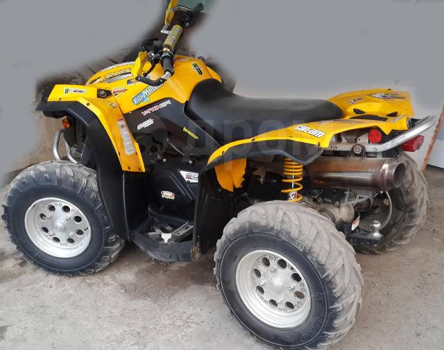 BRP Can-Am Renegade 800. ,  \,   