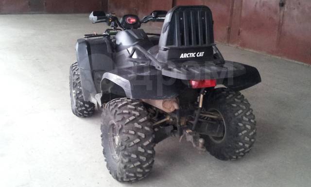 Arctic Cat 700. ,  \,   