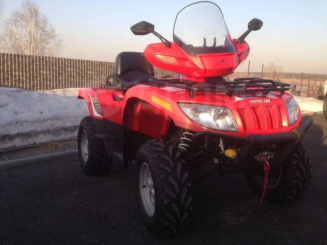 Arctic Cat 700. ,  \,   