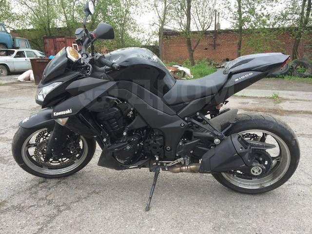 Kawasaki Z 1000. 1 000. ., ,  ,   