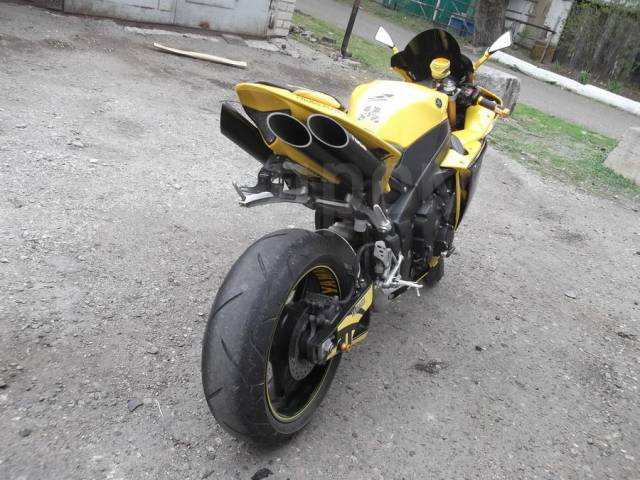 Yamaha R1. 1 000. ., , ,   