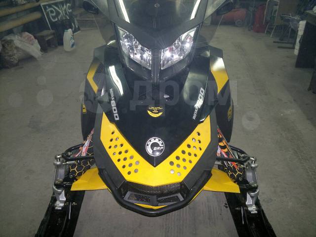 BRP Ski-Doo Summit Everest 146. ,  ,   