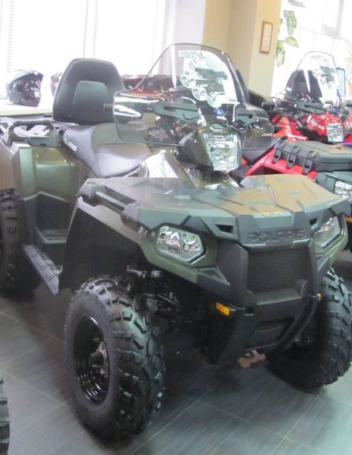 Polaris Sportsman Touring. ,  \,   