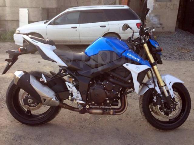 Suzuki GSR 750A. 749. ., , ,   