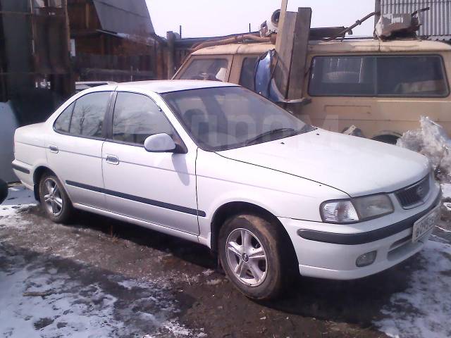 Nissan sunny 2000 год