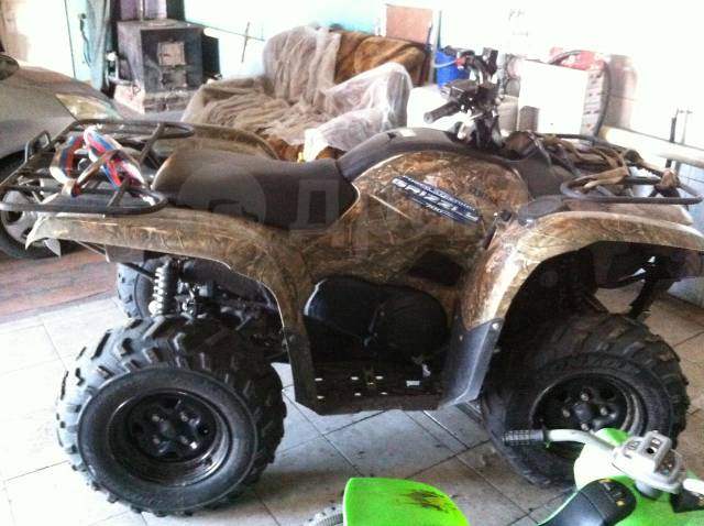 Yamaha Grizzly. ,  \,   