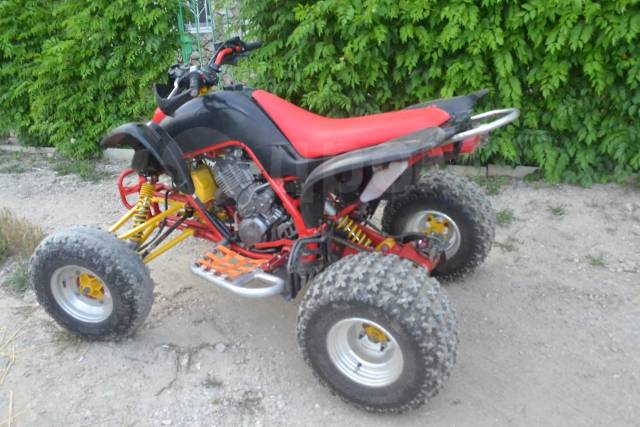 Yamaha Raptor 660. ,  \,   