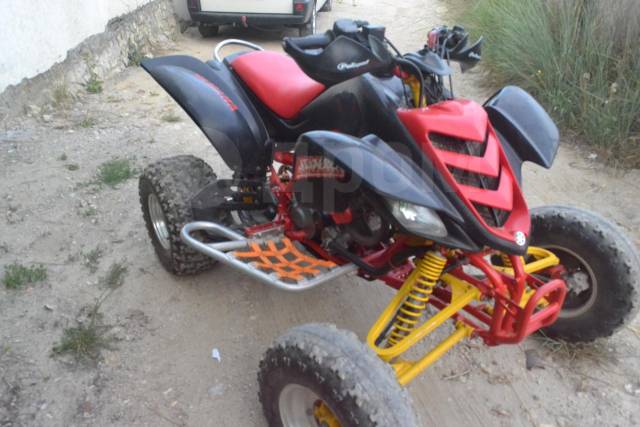 Yamaha Raptor 660. ,  \,   