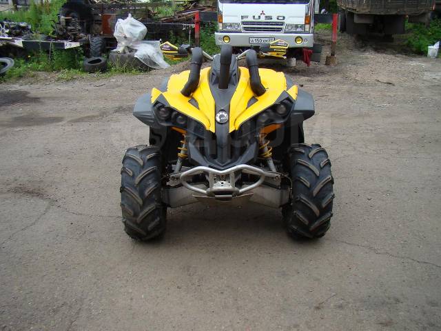 BRP Can-Am Renegade 800. ,  \,   