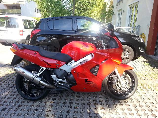 Honda VFR 800. 800. ., , ,  .     