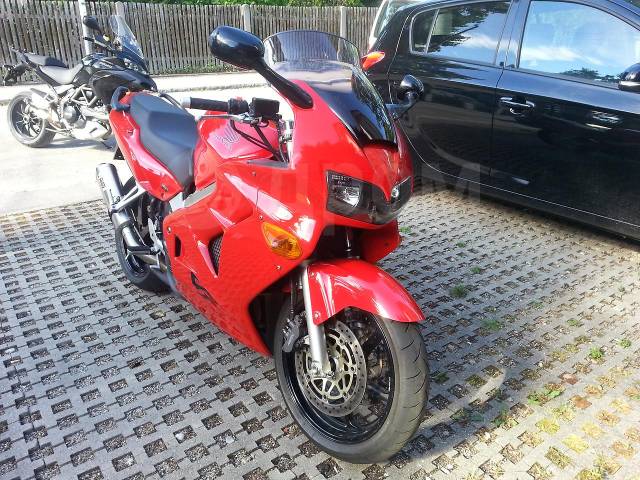 Honda VFR 800. 800. ., , ,  .     