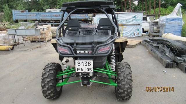 Arctic Cat. ,  \,   