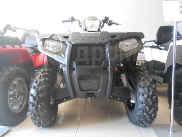 Polaris Sportsman Touring. ,  \,   