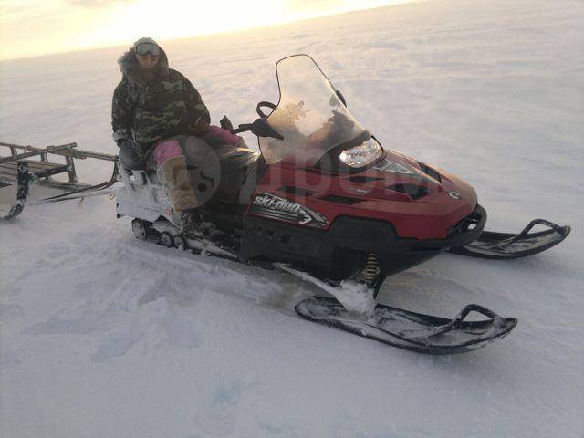 BRP Ski-Doo Expedition. ,  ,   