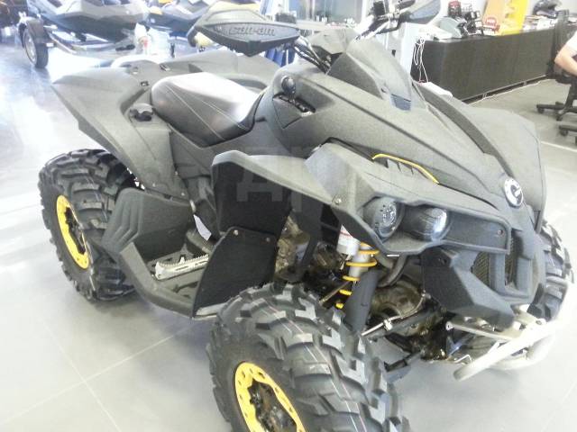 BRP Can-Am Renegade 800. ,  \,   