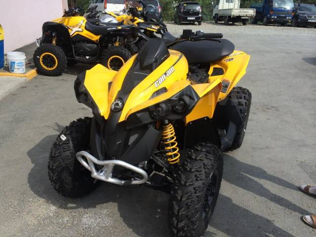 BRP Can-Am Renegade 800. ,  \,   