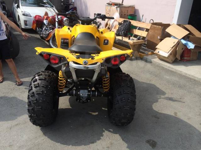 BRP Can-Am Renegade 800. ,  \,   