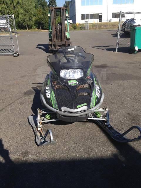 Arctic Cat M. ,  ,   