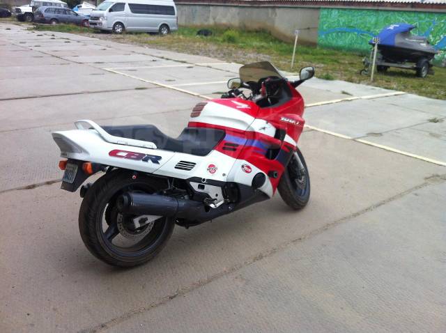 Honda CBR 1000F. 1 000. ., , ,   