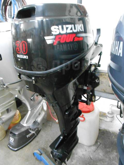 Мотор suzuki four 30. Разборка мотор сузуки. Сузуки 300 лодочный мотор. Suzuki address 110 в разборе. Сузуки 30 4 тактный.