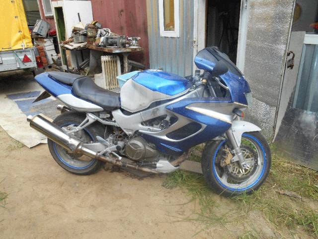 Honda VTR 1000F. 1 000. ., , ,   