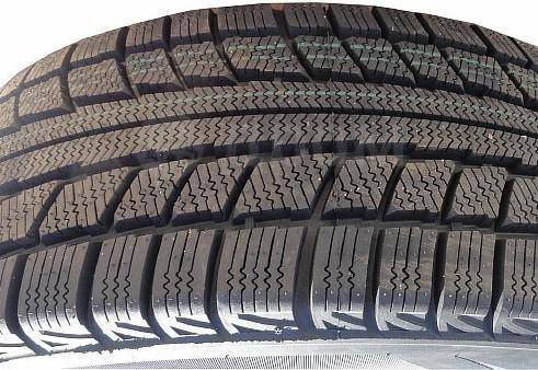 Triangle Group TR777, 225/45 R17